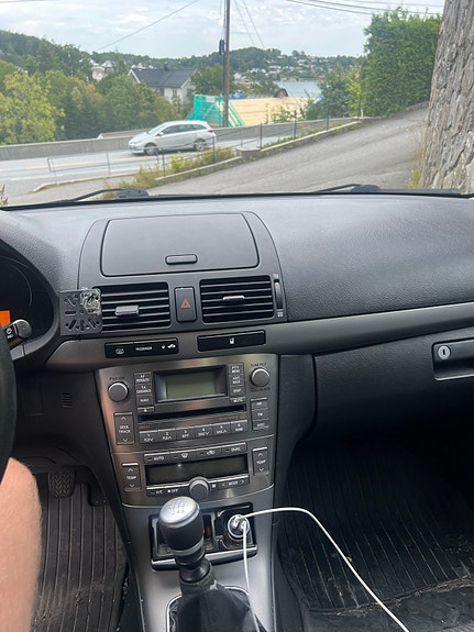 Toyota Avensis 6 of 12