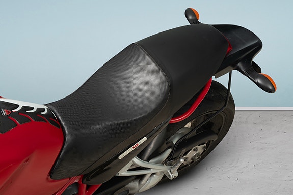 Ducati Monster 1000 6 of 24