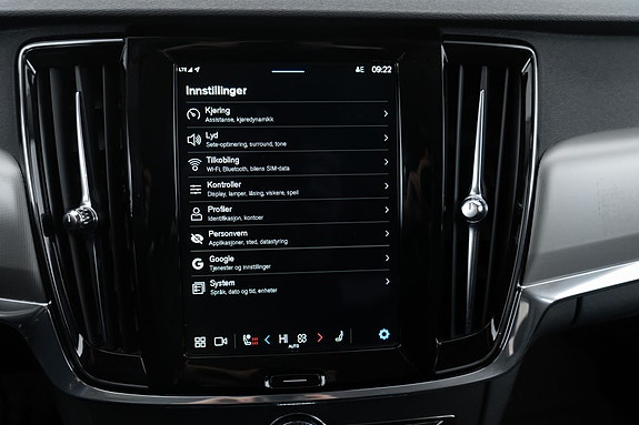 Volvo V90 27 of 30