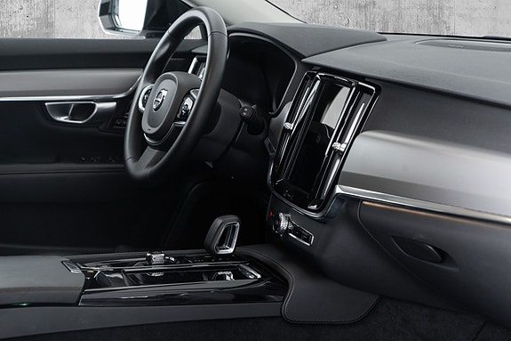 Volvo V90 18 of 30