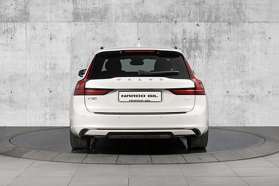 Volvo V90 9 of 30