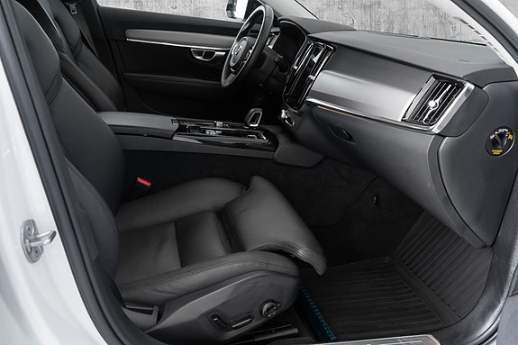 Volvo V90 17 of 30