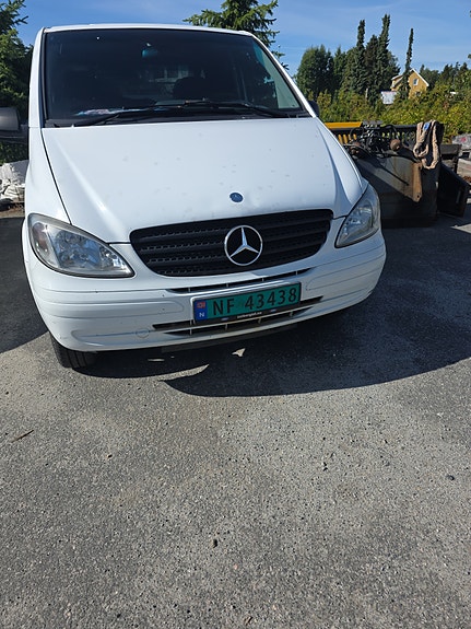 Mercedes-Benz Vito 115 2 of 27