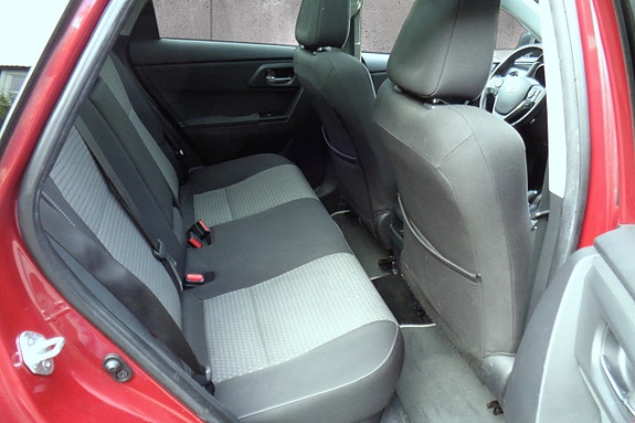Toyota Auris 16 of 30