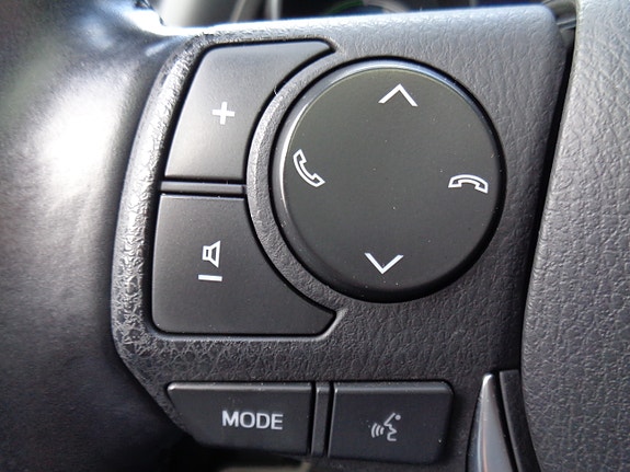 Toyota Auris 23 of 30