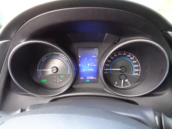 Toyota Auris 21 of 30