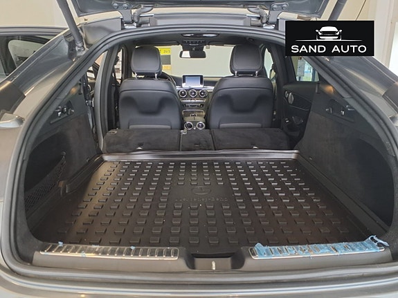 Mercedes-Benz GLC350 e 23 of 26