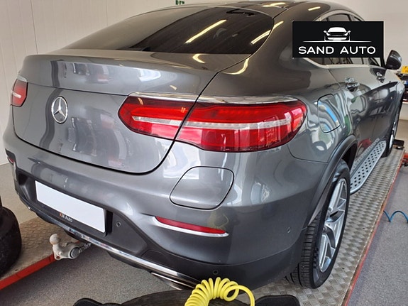 Mercedes-Benz GLC350 e 15 of 26