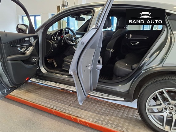 Mercedes-Benz GLC350 e 20 of 26