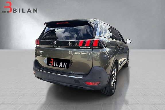 Peugeot 5008 10 of 30