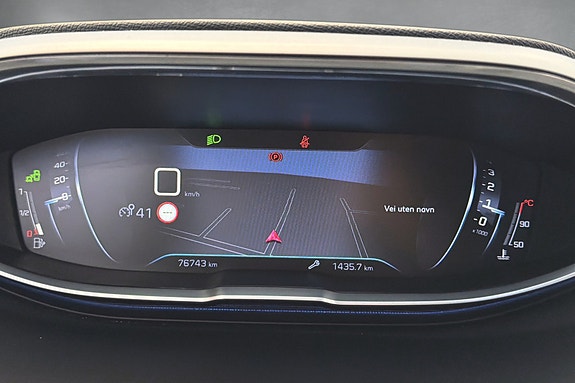 Peugeot 5008 24 of 30