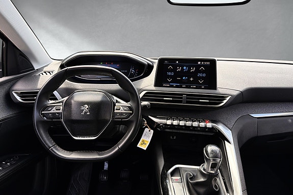 Peugeot 5008 22 of 30