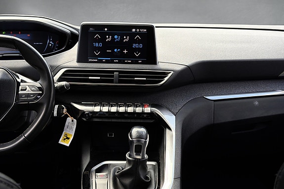Peugeot 5008 25 of 30