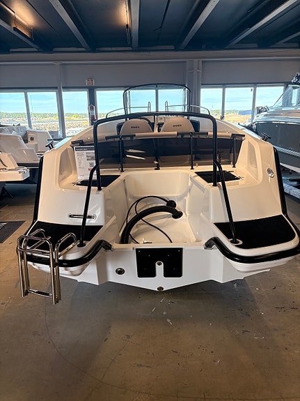 Ryds 630 VI 2025 modell med Yamaha 115 hk - Fabrikkny båt med S-Line pakke 8 of 18