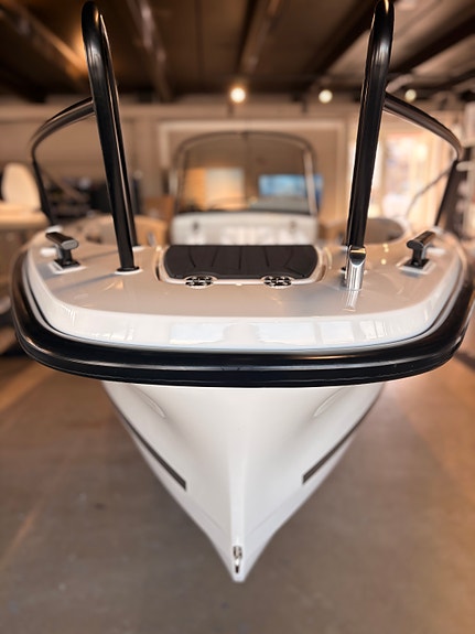 Ryds 630 VI 2025 modell med Yamaha 115 hk - Fabrikkny båt med S-Line pakke 13 of 18