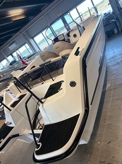 Ryds 630 VI 2025 modell med Yamaha 115 hk - Fabrikkny båt med S-Line pakke 17 of 18