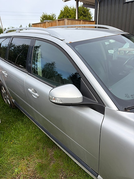 Volvo V70 6 of 6