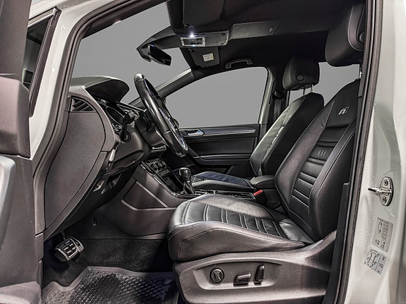 Volkswagen Touran 10 of 30