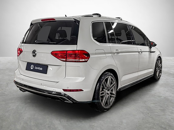 Volkswagen Touran 5 of 30