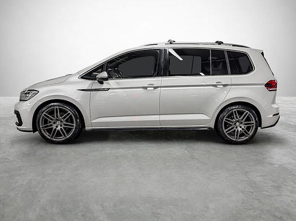 Volkswagen Touran 2 of 30