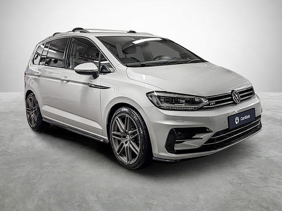 Volkswagen Touran 7 of 30