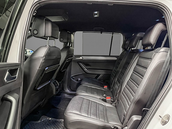 Volkswagen Touran 24 of 30