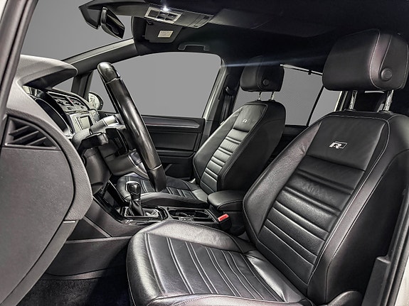 Volkswagen Touran 11 of 30