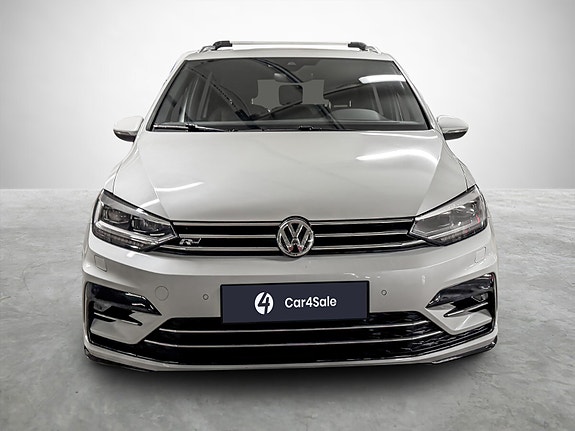 Volkswagen Touran 8 of 30