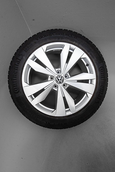 Volkswagen ID.4 9 of 28