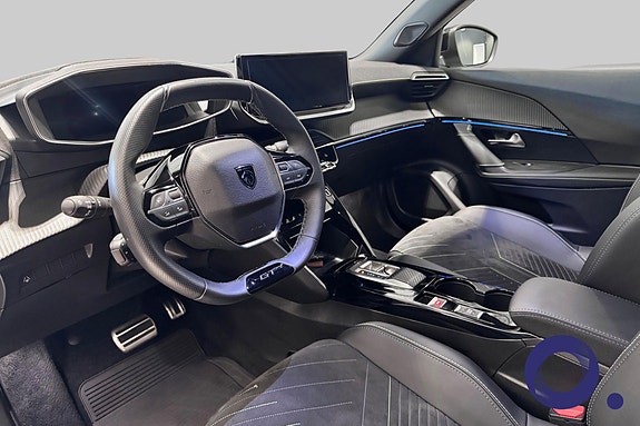 Peugeot e-2008 7 of 19