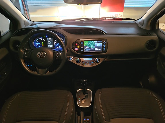 Toyota Yaris 26 of 26