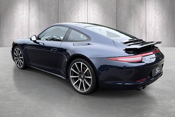 Porsche 911 16 of 29