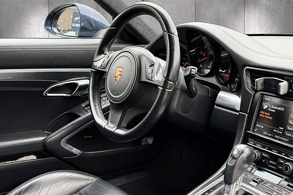 Porsche 911 22 of 29