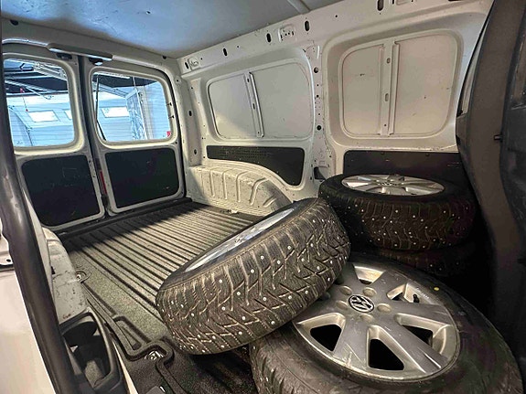 Volkswagen Caddy 24 of 30