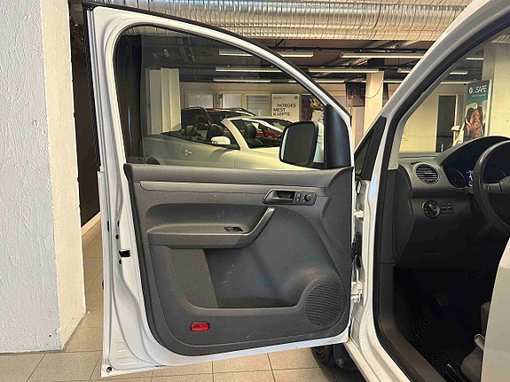 Volkswagen Caddy 20 of 30