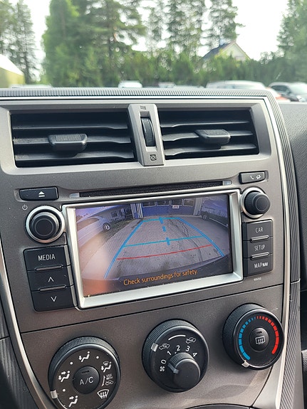 Toyota Verso-S 22 of 28