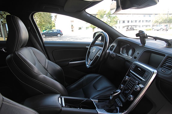 Volvo V60 15 of 23