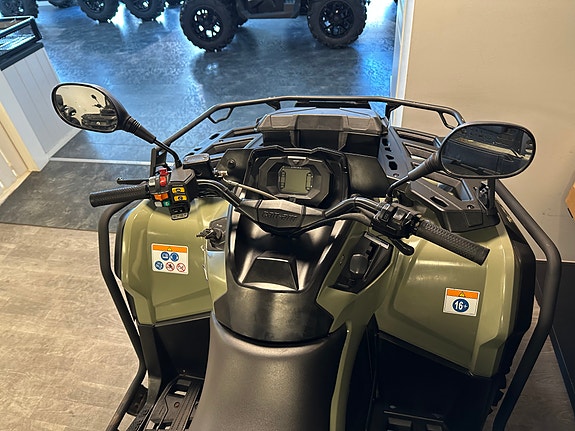 Can-Am Outlander 1000 6x6 5 of 8