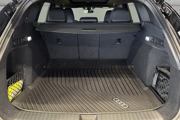 Audi SQ6 e-tron 9 of 30