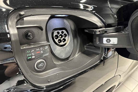 Audi SQ6 e-tron 29 of 30