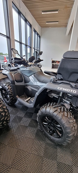 CFMOTO CForce 1000 Touring 6 of 6
