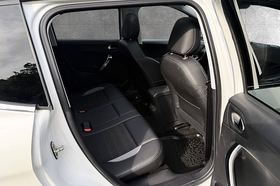 Peugeot 2008 19 of 20