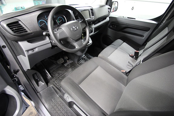 Toyota Proace 10 of 15