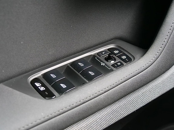 Polestar 2 18 of 20