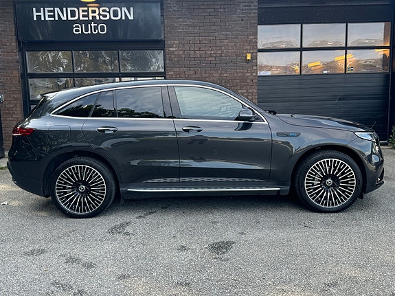Mercedes-Benz EQC400 7 of 30