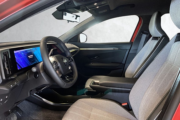 Renault Scenic E-Tech 13 of 20