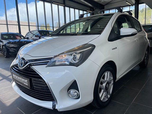 Toyota Yaris 6 of 19