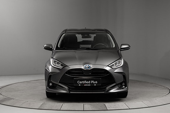 Toyota Yaris 6 of 30
