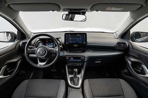 Toyota Yaris 19 of 30
