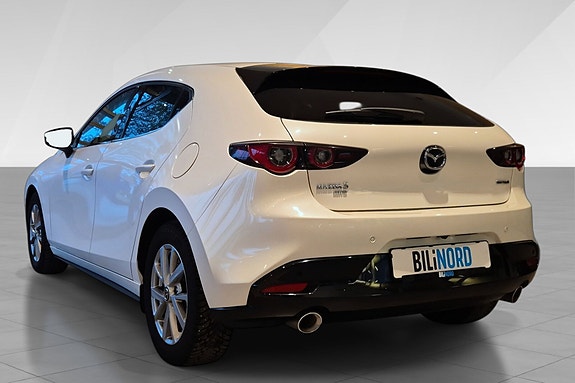 Mazda 3 4 of 18